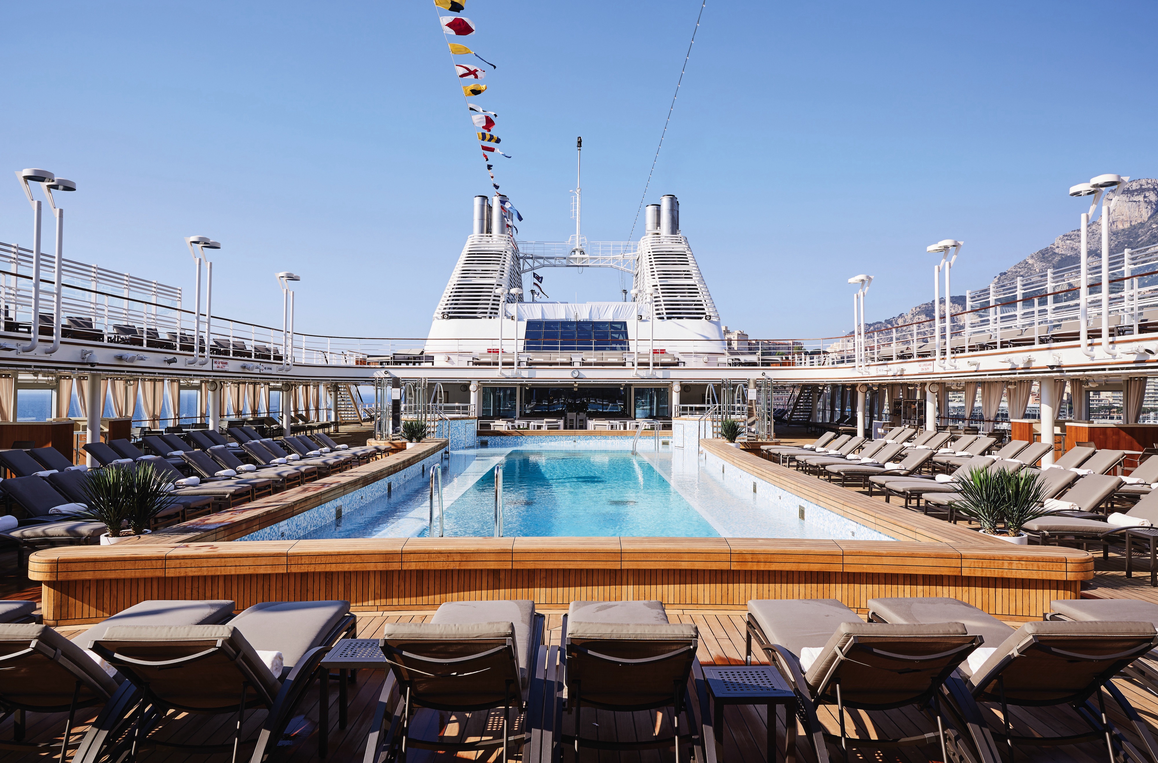 Silver Muse - Pool Deck & Jacuzzi Area